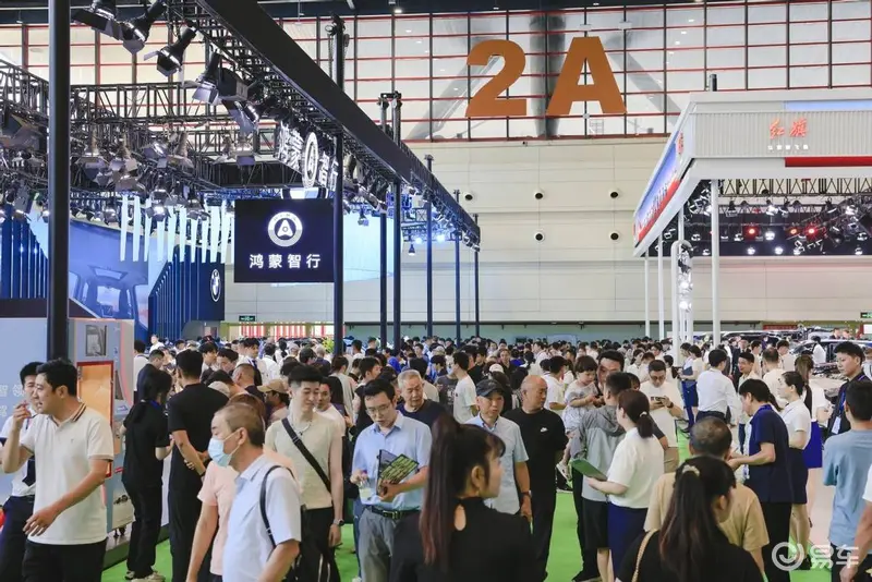 九游娱乐网站：年中汽车消费“粽”头戏2024中原国际车展今日盛大开幕(图1)