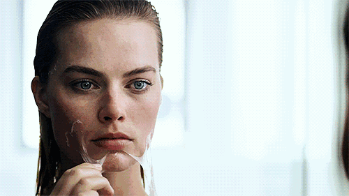 九游娱乐网站：美白弯路你走过多少？真能白还安全这些护肤小知识你都用得上！(图1)