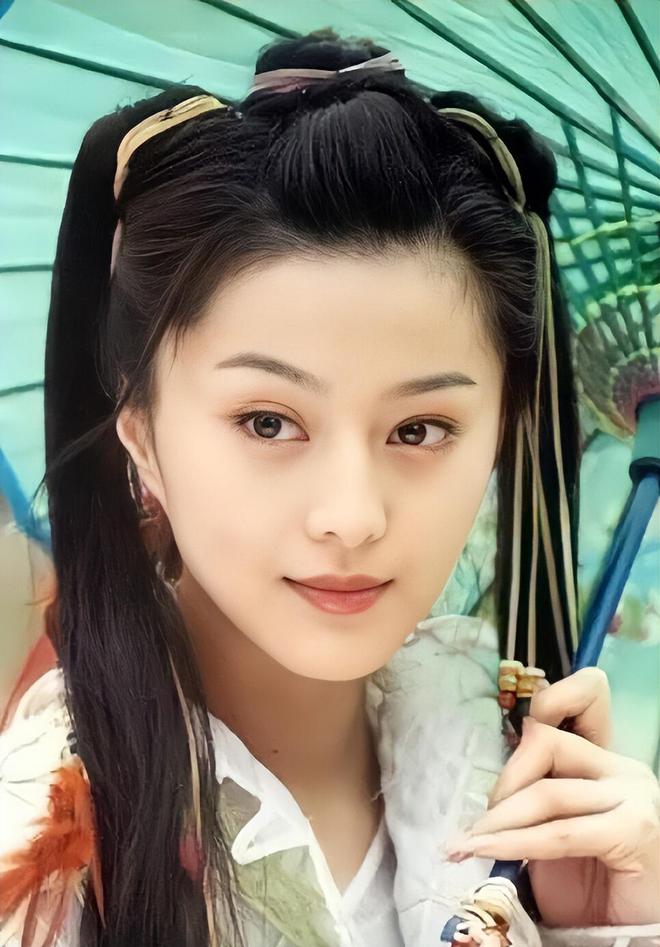 九游娱乐：“消失”6年后再看范冰冰的真实处境她很可恨但也很可悲！(图9)
