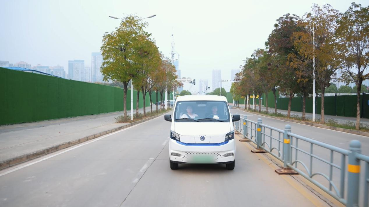 九游娱乐：东风轻型车新能源：在生活的每一次“迁徙”中与你同行(图6)