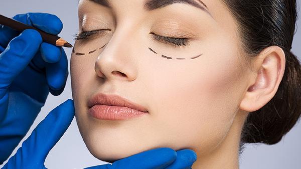 九游娱乐网站：有哪些美容护肤小常识(图2)