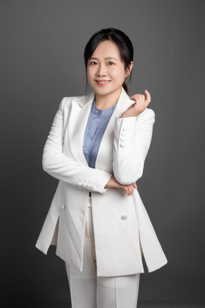 九游娱乐：珀莱雅官宣研发“梦之队”！4位大咖加盟联动全球三大研发中心(图4)