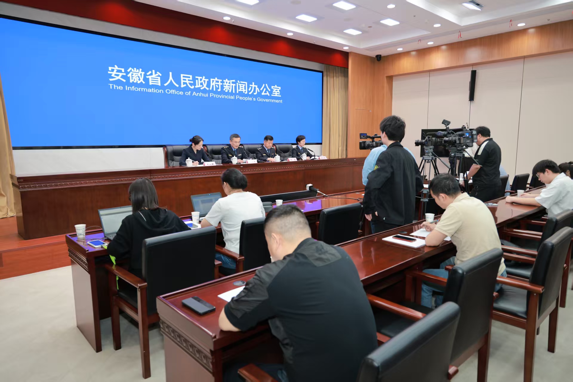 九游娱乐网站：安徽：2024年药品省抽合格率9985%药械化安全稳中向好(图1)