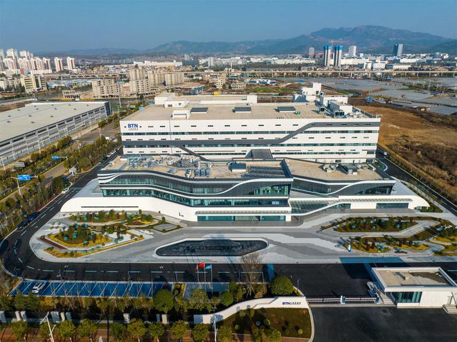 九游娱乐平台：窄路做宽薇诺娜为中国功效护肤市场搭建皮肤学级坐标(图3)