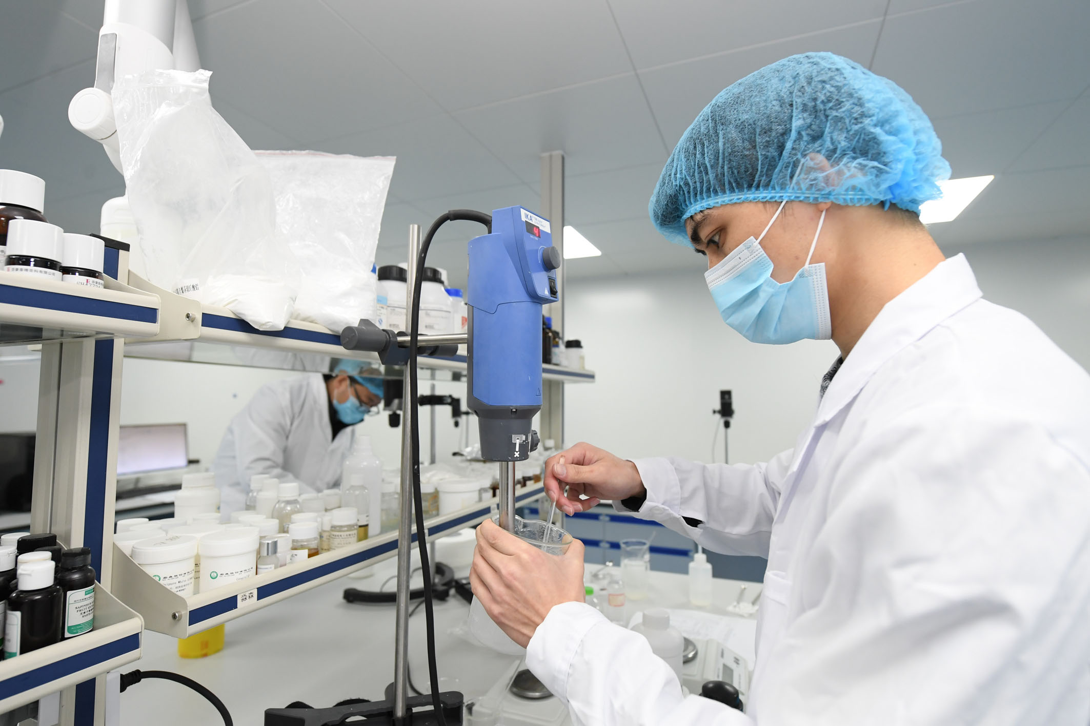 九游娱乐：植物医生冲刺IPO存研发独立性隐忧(图1)