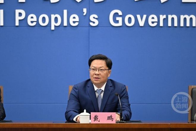 九游娱乐网站：重拳整治“乱收费”“缺斤少两”重庆消费者满意度百城升至第23名(图5)