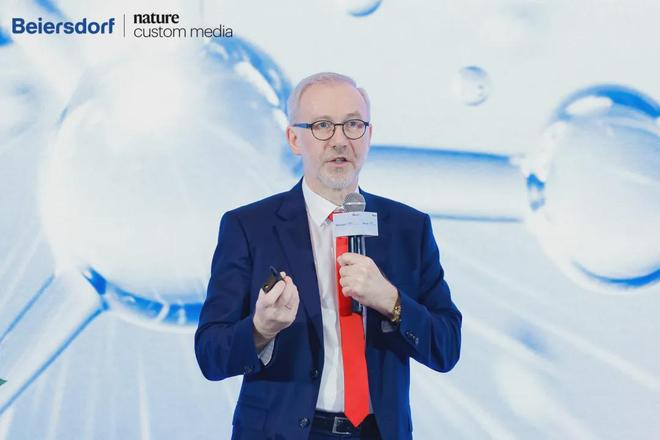 九游娱乐：001号祛斑美白新原料完成本土闭环拜尔斯道夫落地12款商品(图4)