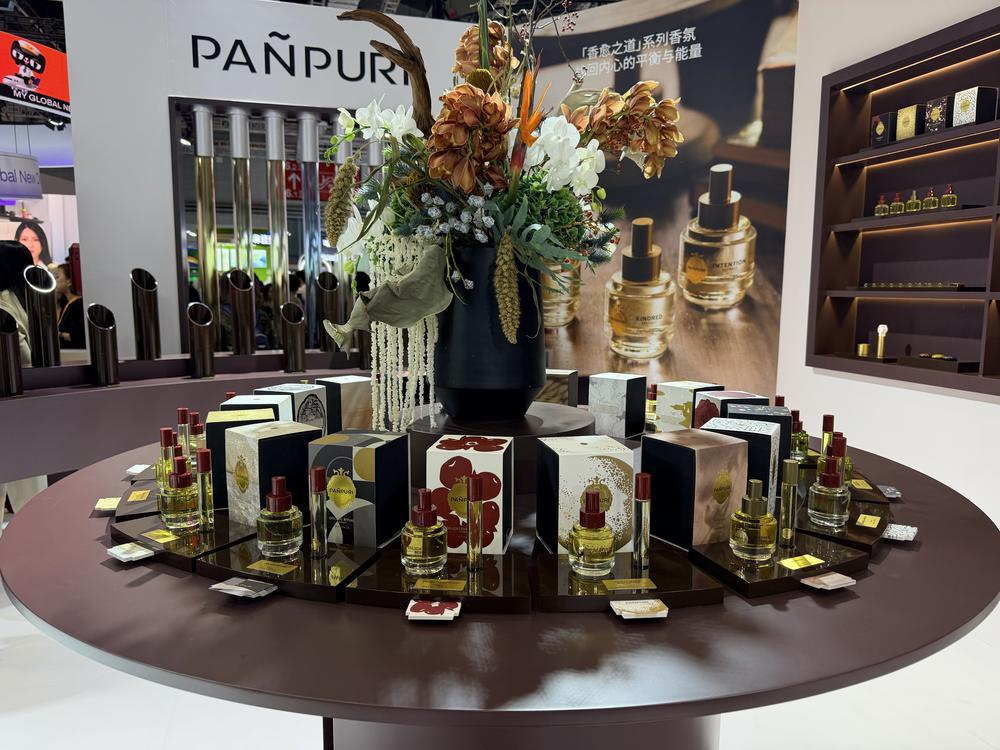 九游娱乐平台：为中国市场加点“美”！全球日化“顶流”亮相进博会(图7)