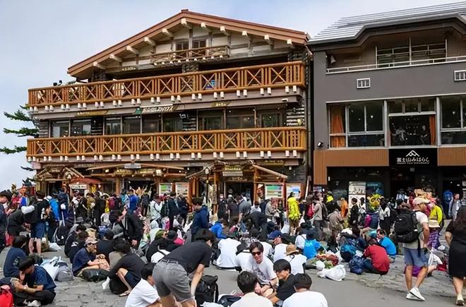 九游娱乐：仍有大批中国人赴日游客量暴涨消费却砍半日本商家开始慌了(图6)