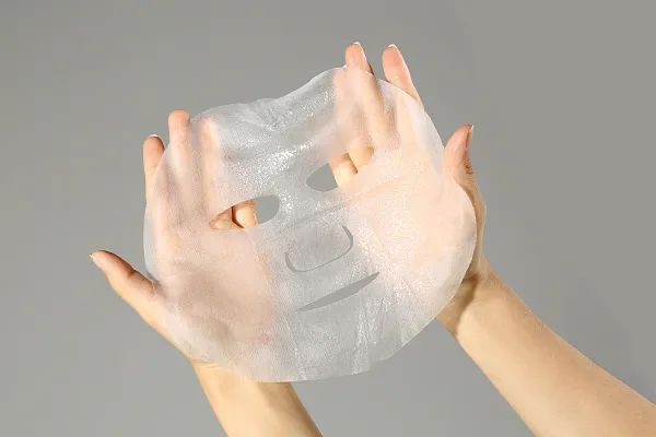 九游娱乐平台：实用帖！学会这几招皮肤想不好都难(图2)