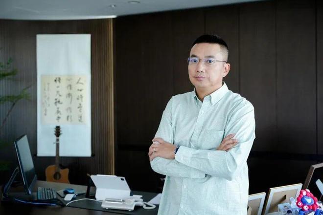 九游娱乐：县城贵妇的“护肤柜”装不下植物医生的上市梦(图3)