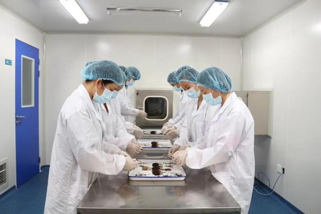 九游娱乐：东阳光携“冬虫夏草”入局国货高端护肤亮出“制药级”底牌(图4)