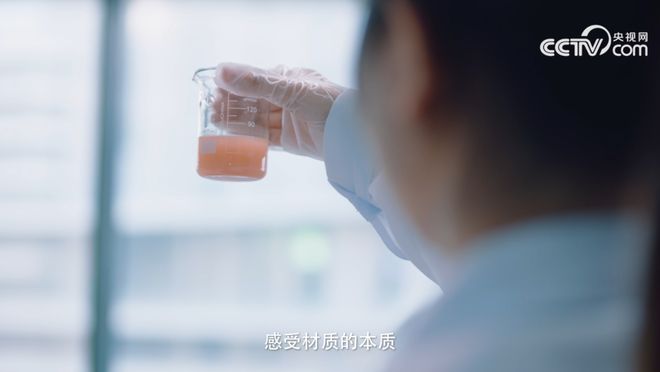 九游娱乐网站:央视网走进造物者软膜“优等生”给出品牌标准答案(图3)