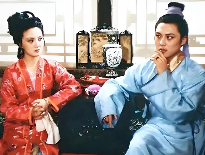 九游娱乐平台:论美男他才是鼻祖(图2)