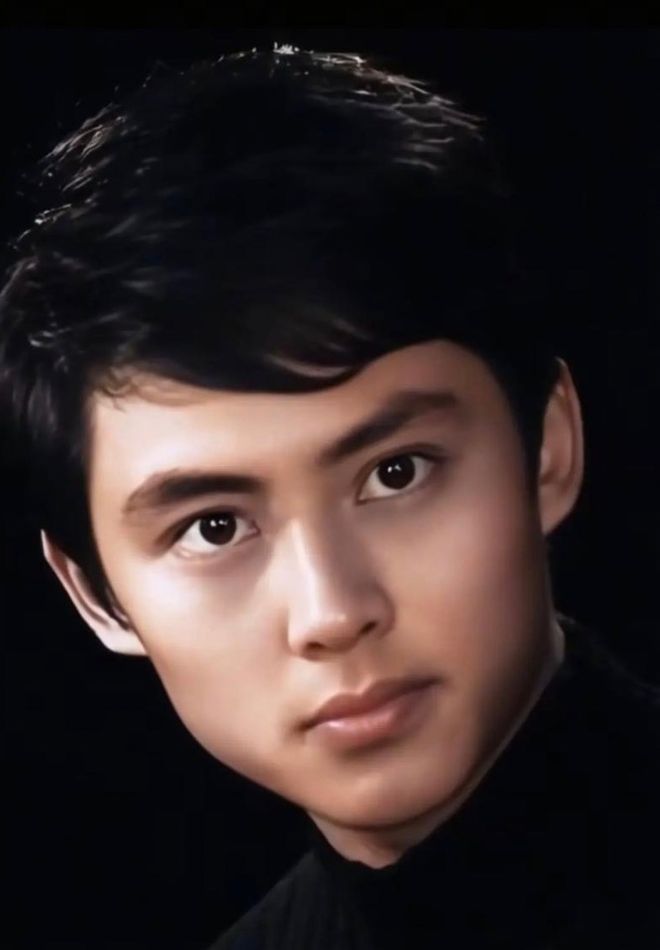 九游娱乐平台:论美男他才是鼻祖(图4)