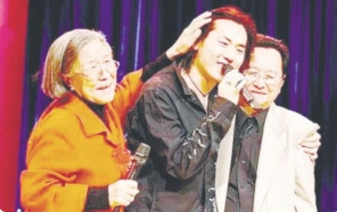 九游娱乐平台:论美男他才是鼻祖(图49)