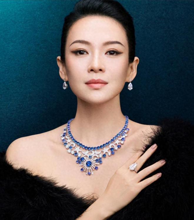 九游娱乐平台:汪峰也没想到距离过年仅剩6天46岁章子怡高调官宣了喜讯!(图1)