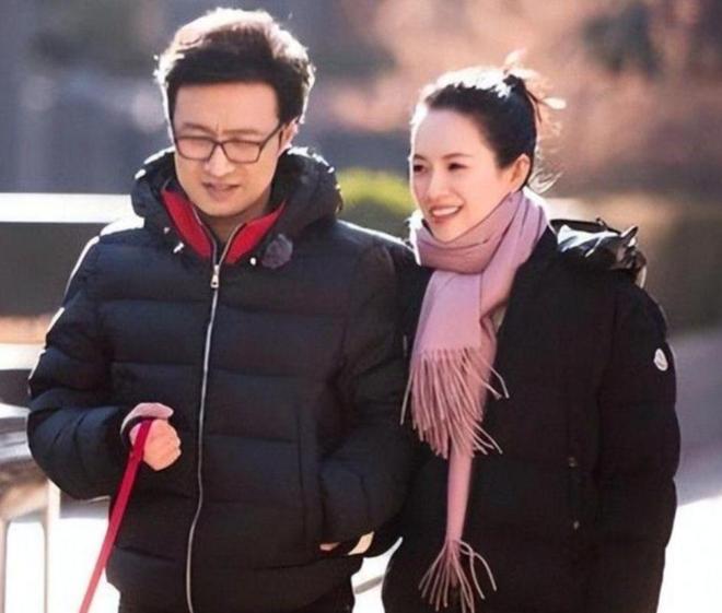 九游娱乐平台:汪峰也没想到距离过年仅剩6天46岁章子怡高调官宣了喜讯!(图3)