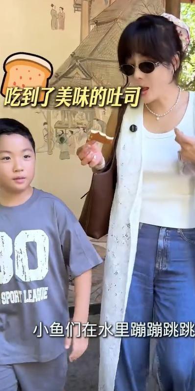 九游娱乐：与高梓淇离婚6年蔡琳带儿子搬离济州岛别墅光化妆品就装3车(图10)