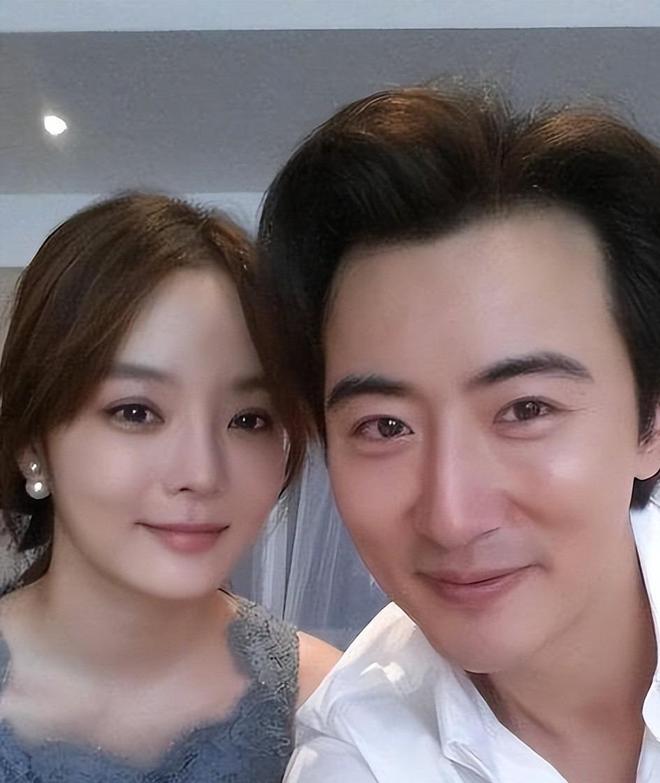 九游娱乐：与高梓淇离婚6年蔡琳带儿子搬离济州岛别墅光化妆品就装3车(图14)