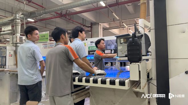 九游娱乐平台：从“一库一室”到1100项成果看白云如何锻造工匠军团(图5)